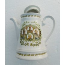 Konvice na čaj a dóza na cukr 