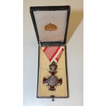 Záslužný kříž , stříbrný 