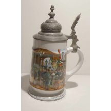 Korbel s víčkem, jedoucí vlak s lidmi