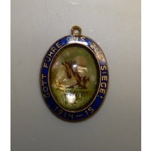 Modlící se císař František Josef na dekorační ozdobě