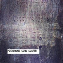 Hraběšín nápis na kříži