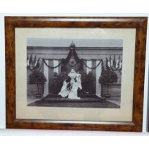 Memorial bust of Franz Joseph and standing women