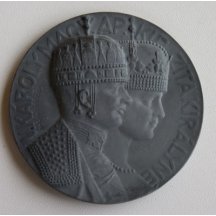 Medaile s Carl Franz Josefem a Zitou