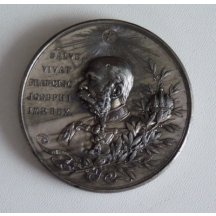 František Josef na stříbrné medaili