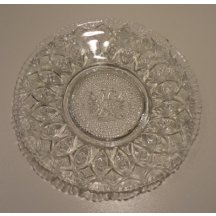 Skleněný talíř se znakem císaře Franz Josefa I.