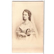 Elisabeth-deskové foto