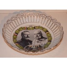 Zdobený hluboký talíř s vyobrazením cisaře Franz Josefa I.a Wilhelma II.