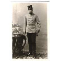 František Josef I. v parku