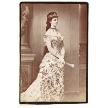 Stojící Elisabeth-velkoformátové deskové foto -není mnoho takových