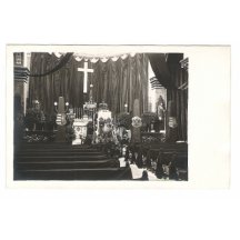 A closer look at the decoration , rare photos