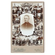 Private soldier photo withportrait of Wilhelm 