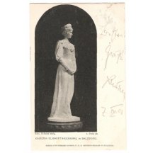 Scuplture of Elisabeth on a round pedestal