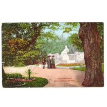 Barevná fotografie parku ve Franzensbadu