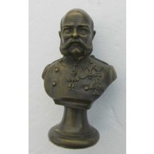 A bronze bust of the emperor